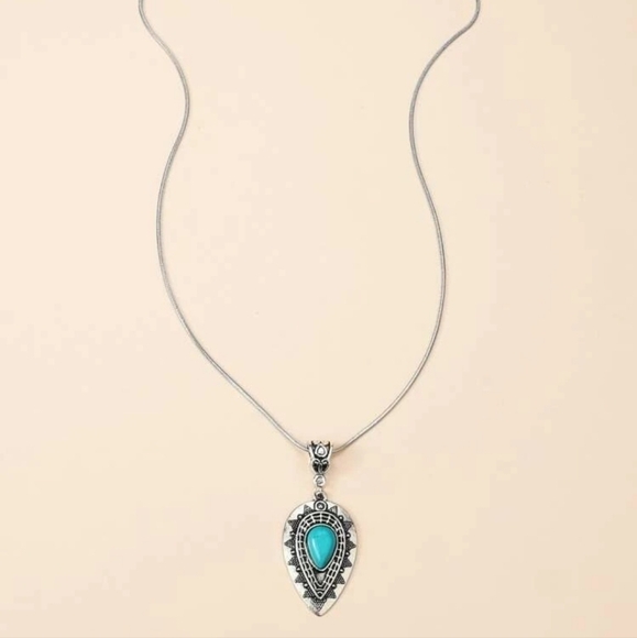 Water Drop Turquoise Inlaid Pendant Necklace - Picture 2 of 4